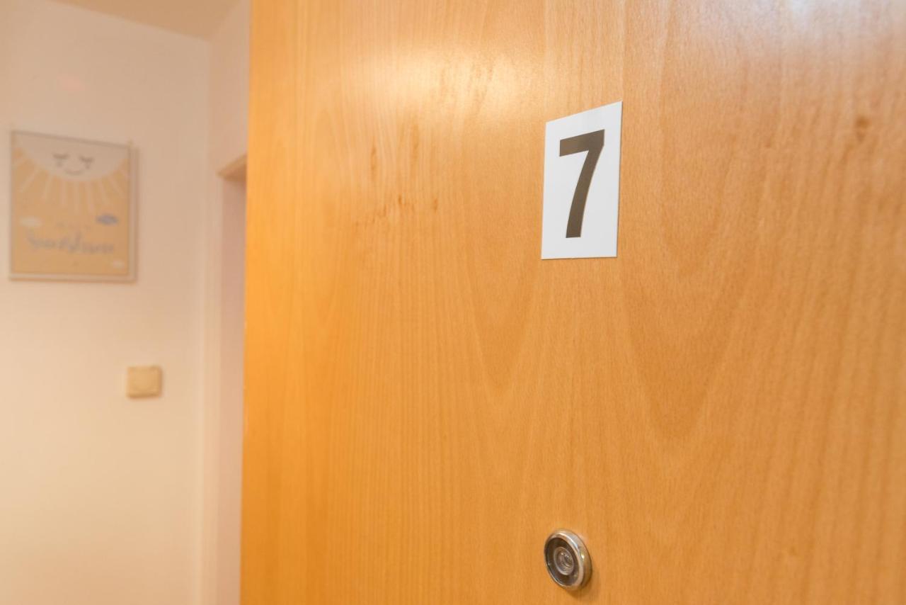 City Centre Posh Parlour Gated Parking 1Bed Wifi Кингстон-апон-Халл Экстерьер фото