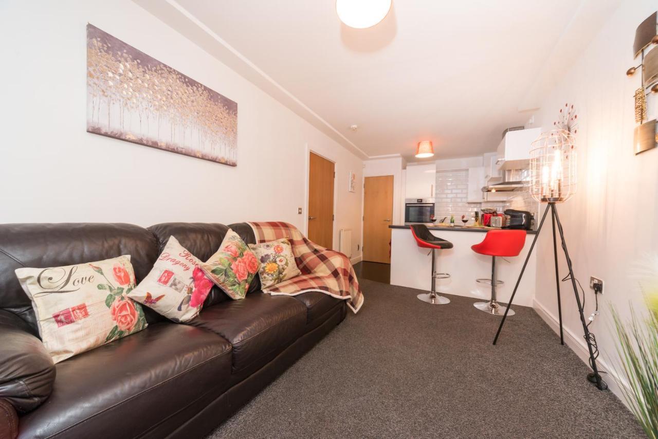 City Centre Posh Parlour Gated Parking 1Bed Wifi Кингстон-апон-Халл Экстерьер фото